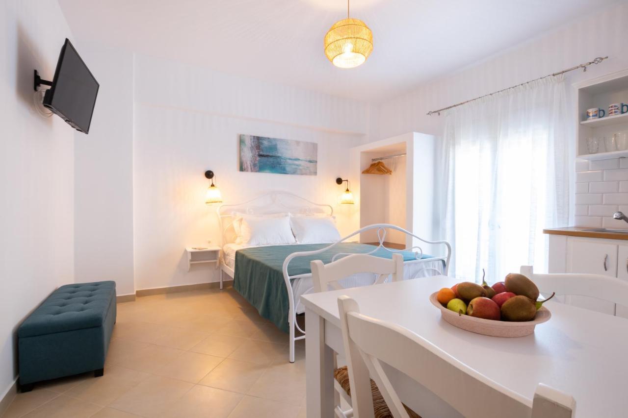 Anemos Guest Apts Karpathos Extérieur photo