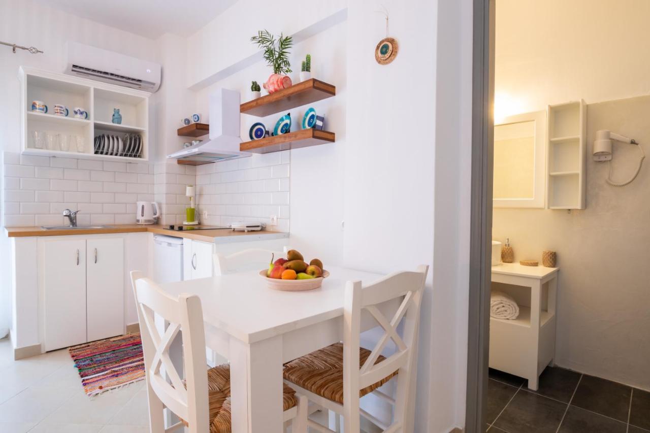 Anemos Guest Apts Karpathos Extérieur photo