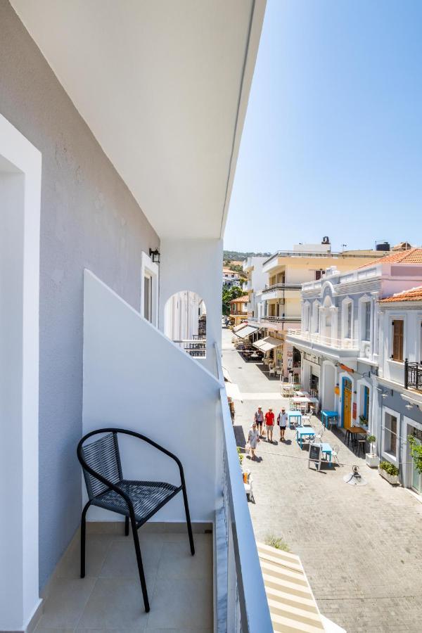 Anemos Guest Apts Karpathos Extérieur photo